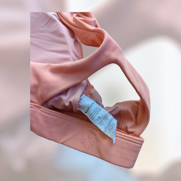 Athleta Sports Bra - Picture 4 of 4